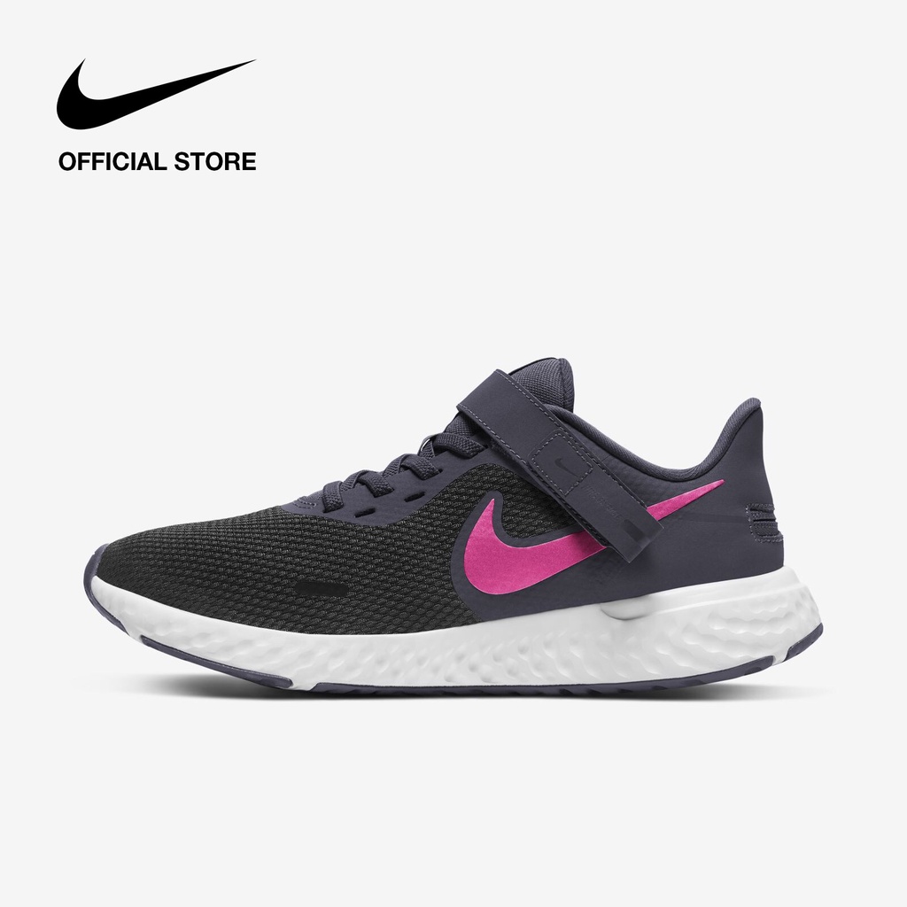Nike Women's Revolution 5 FlyEase Running Shoes - Black ไนกี้ รองเท้าวิ่งผู้หญิง เรโวลูชัน 5 ฟลายอีส - สีดำ