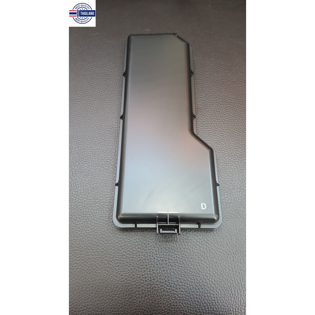 genuine ฝากล่องฟิวส์ สำหรั TOYOTA HIACE COMMUTER year 2005-2019 โตโยต้า คอมมูเตอร์ year 2005-2019