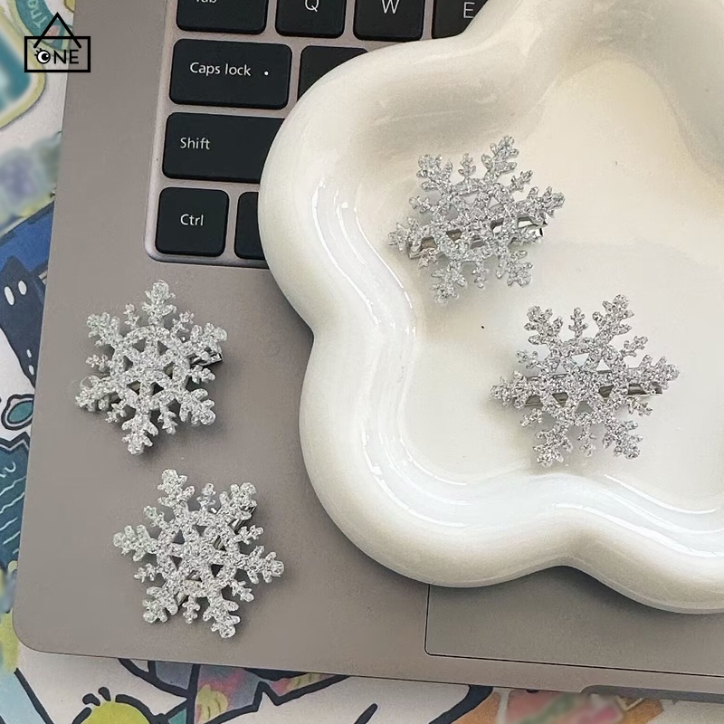 COD❤️กิ๊บติดผมรูปเกล็ดหิมะน่ารักเกาหลีแฟชั่นหน้าม้าคลิปด้านข้างหวานเรียบง่ายปากเป็ดเครื่องประดับผมเด็กผู้หญิง-a.one
