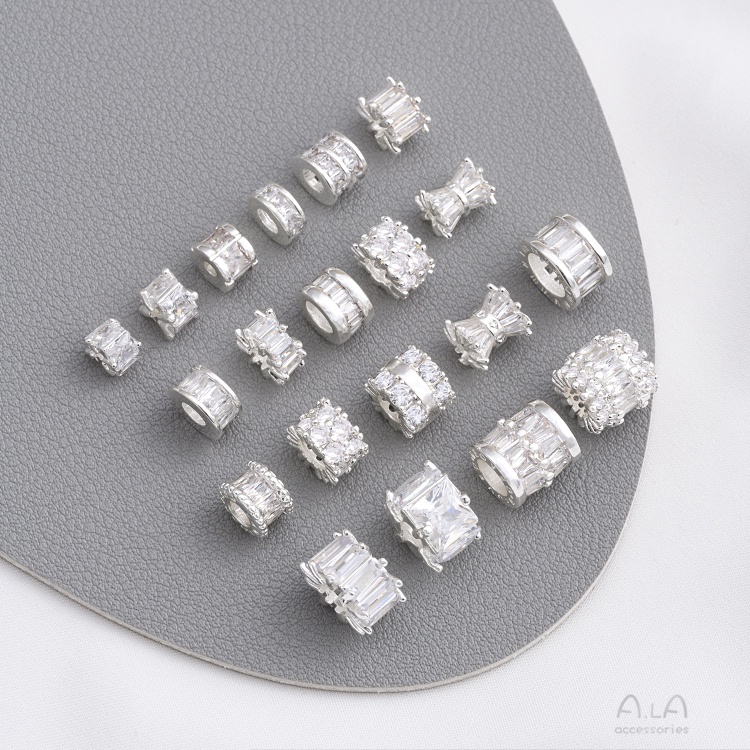 Spacer ลูกปัดหนาเงินสีการเก็บรักษา Zircon Square ขนาดใหญ่หลุมล้อลูกปัดเอวเล็ก Passepartout diy