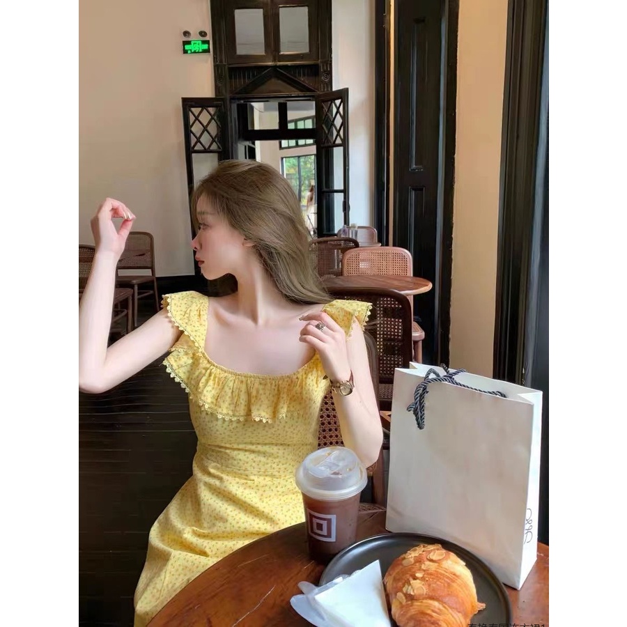 พร้อมส่ง ชุดเดรสผ้าลูกไม้ลายดอกไม้เกาหลีแขนพองคอเหลี่ยมเอวกระโปรงยาวปานกลาง
