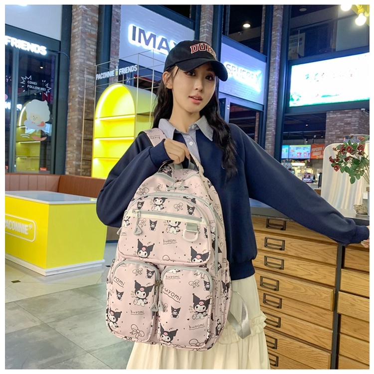 กระเป๋าเป้สะพายหลัง กระเป๋านักเรียน พิมพ์ลายคุโรมิน่ารัก จุของได้เยอะ แบบพกพา ป้องกันขโมย กันน้ํา แบบเรียบง่าย ทันสมัย แฟชั่นสําหรับผู้หญิง