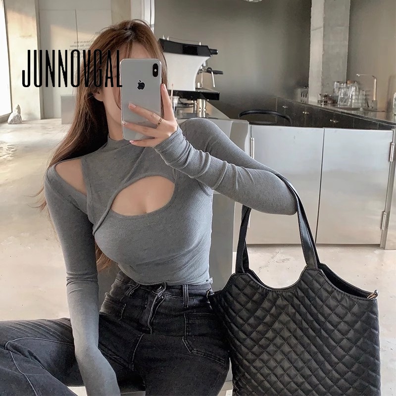 JUNNOVGAL เสื้อยืดผู้หญิงสีทึบ Slim Fit Hollow Out คอกลมแฟชั่นแขนยาวสไตล์ใหม่