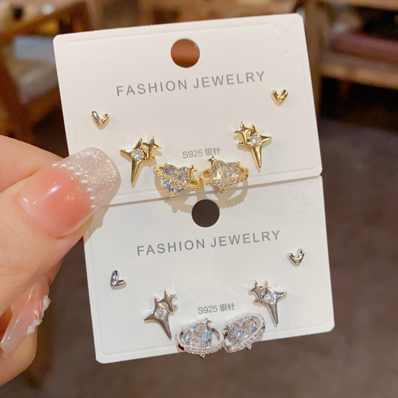 ส925 เงินเข็มแฟชั่นการออกแบบเพทายหัวใจชี้ดาวชุดสามชิ้นต่างหูขนาดเล็กประณีต