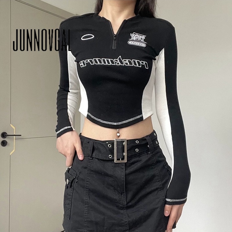 JUNNOVGAL เสื้อคาร์ดิแกนผู้หญิงสีตัดกันตัวอักษรลําลองสไตล์ใหม่ Slim Fit แขนยาว