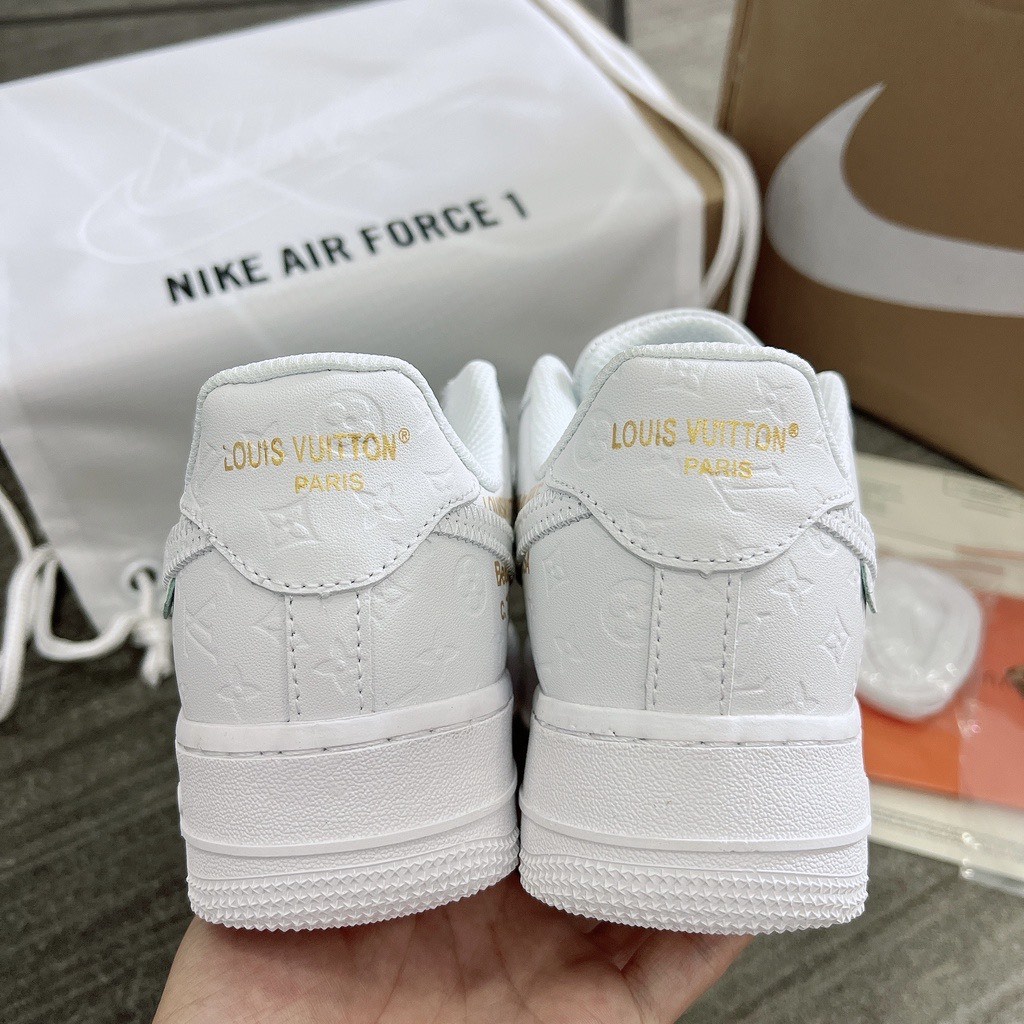 Nike Air Force 1 LV รองเท้าผ้าใบสีขาวในรุ่น Nice Af1 Louis Vuitton สีขาวเทรนด์ร้อนแรงคุณภาพสูง 2023
