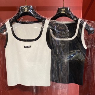 2สี ♥ เช็คสินค้าก่อนสั่ง MIU MIU CROP TOP เสื้อครอป สายเดี่ยว น่ารักมาก แต่งขอบหยัก มิวมิว