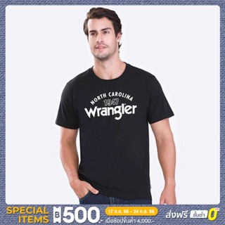 WRANGLER เสื้อยืดแขนสั้นผู้ชาย ทรง REGULAR รุ่น WR S523MTSSF35 สีดำ