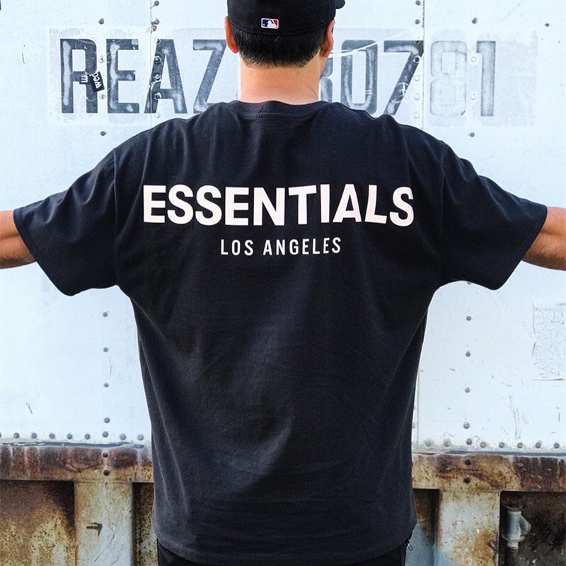 Fog Los Angeles เสื้อยืดลําลอง ผ้าฝ้าย แขนสั้น พิมพ์ลาย monogram สําหรับผู้ชาย และผู้หญิง