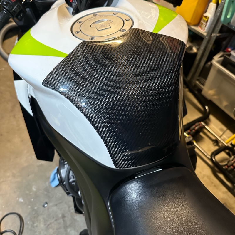 Arashi YZF R1 / R6 คาร์บอนไฟเบอร์ถัง Protector สําหรับ YAMAHA YZF-R1 2004 - 2013 / 2017 208 2019 2020 - 2023 / YZF-R6 2008 - 2015 / MT09 MT-09 / FZ09 FZ-09 2014-2016