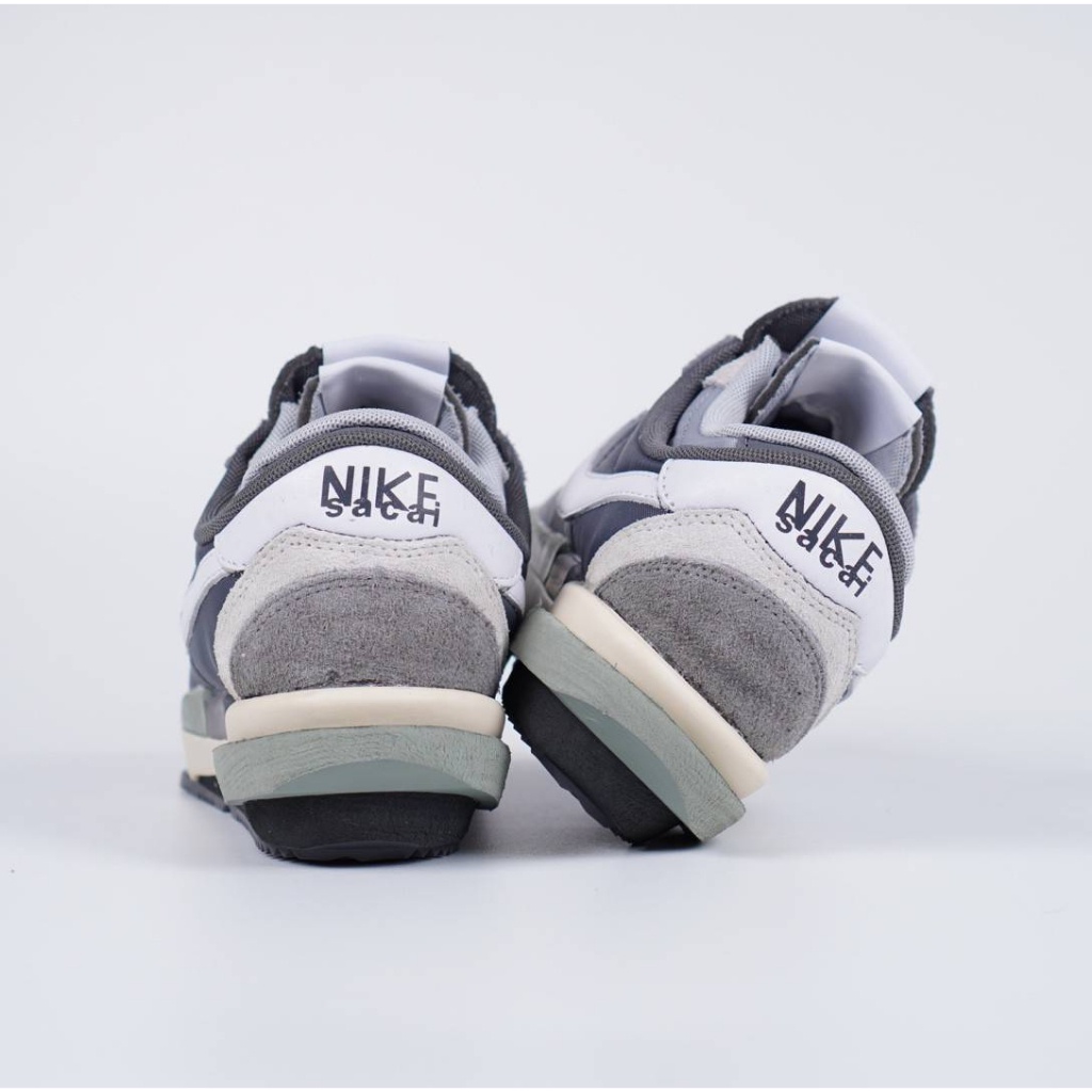 Sepatu Nike Cortez Sacai X 4.0 Grey Original แฟชั่น