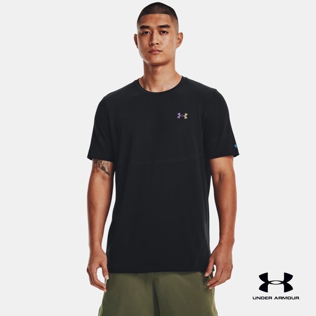 Under Armour เสื้อแขนสั้น UA RUSH™ Seamless Legacy สำหรับผู้ชาย