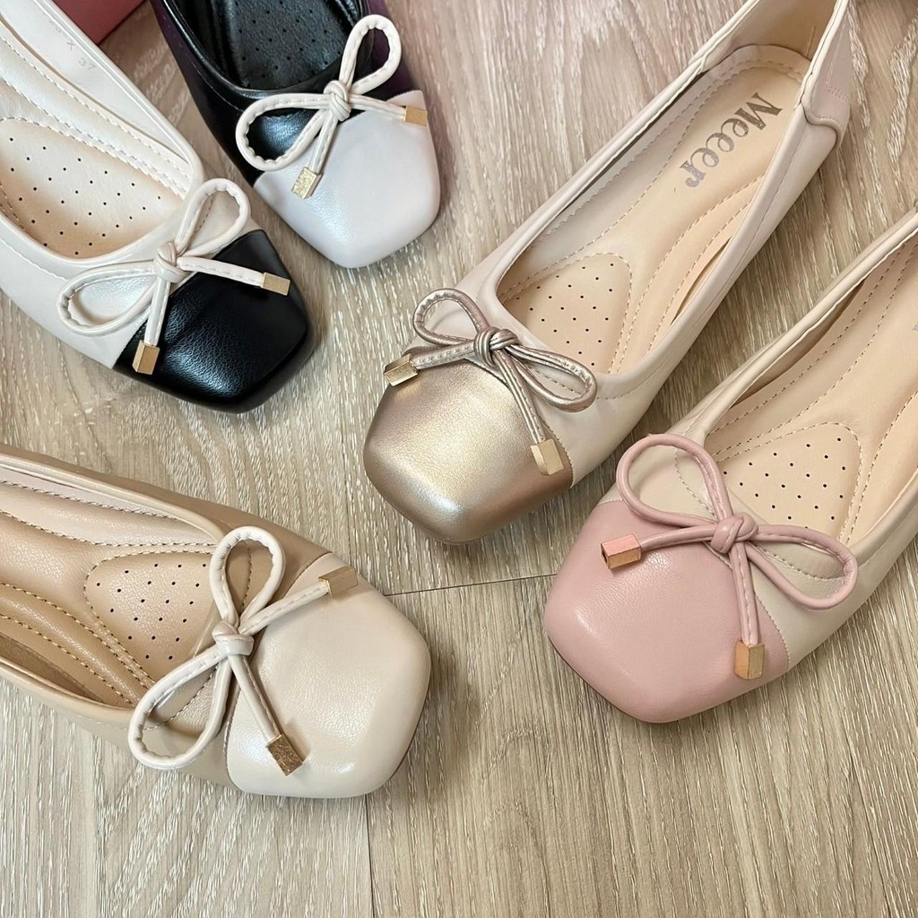 รองเท้าคัตชู หน้าโบว์สีทูโทน Meeer Your Everyday Shoes 'TWO-TONE EDITION' รองเท้าคัชชูทรงบัลเล่ห์ รองเท้าทรงแบน ผูกโบว์