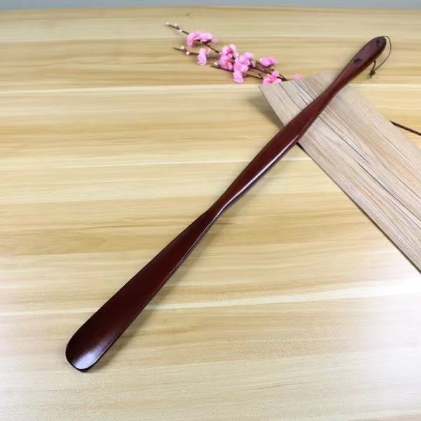 ♚แตรรองเท้า♚ ไม้เนื้อแข็ง Shoehorn ในครัวเรือนด้ามยาวผู้สูงอายุหญิงตั้งครรภ์ไม่โค้งงอกว่า Shoehorn สวมใส่รองเท้า Handy เครื่องมือไม้ Sho