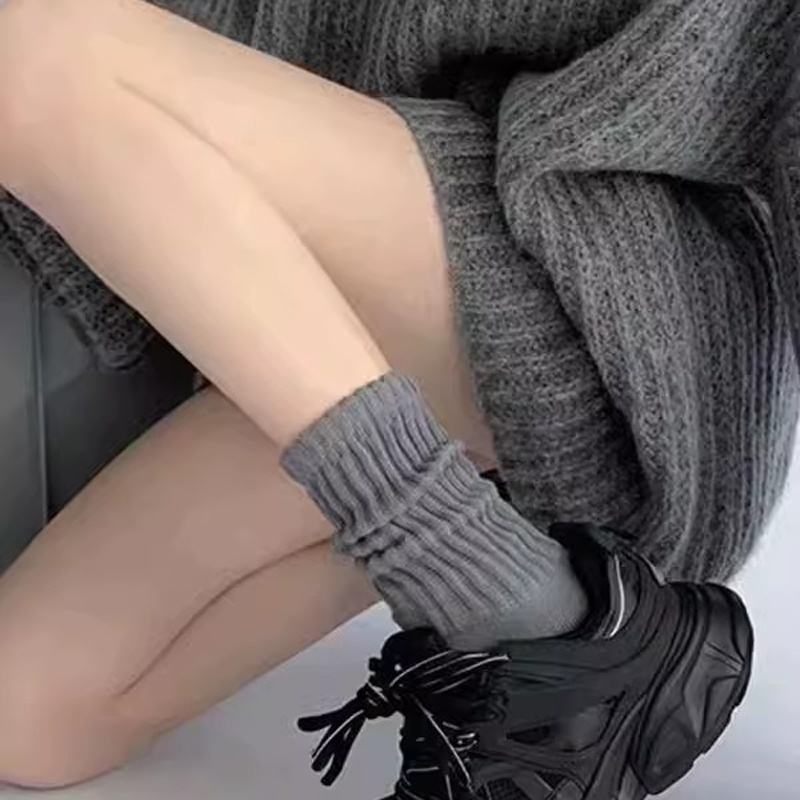 Roselife ฤดูใบไม้ร่วง ฤดูหนาว พื้นฐาน สีดํา สีขาว ลายทาง ถุงเท้าหลวม สําหรับผู้หญิง เด็กผู้หญิง แฟชั่น ถุงน่องข้อเท้า - รูปที่ 3