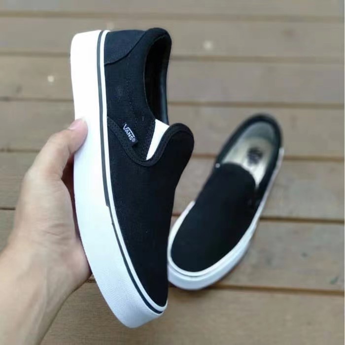 ㏄Vans Off The Wall ผ้าใบโลว์คัทสำหรับผู้หญิง รองเท้า true