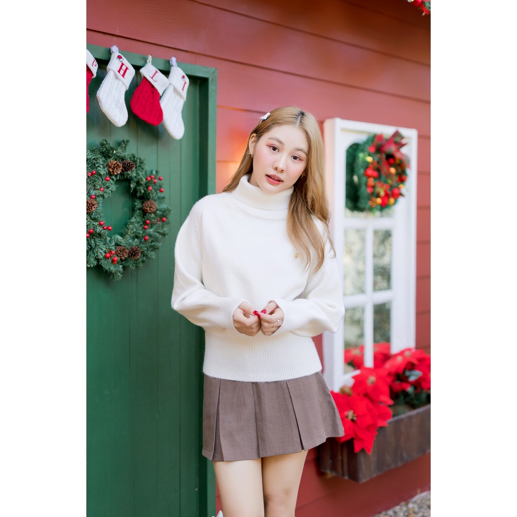 Simpleday.bkk : Furr Sweater เสื้อกันหนาวคอเต่า