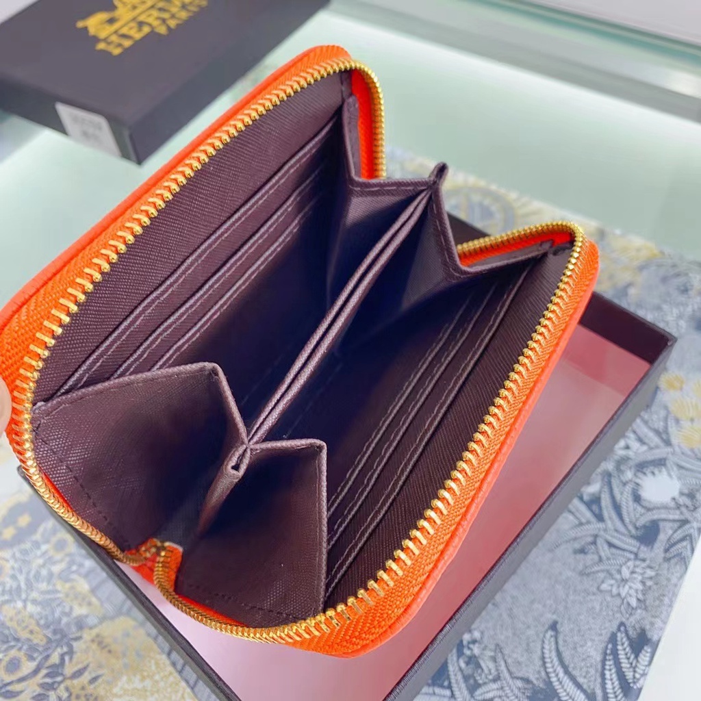 2024 ใหม่ในยุโรปและอเมริกาแฟชั่นซิปเดียวกระเป๋าสตางค์สั้นกระเป๋าถือพร้อมกล่อง - รูปที่ 6