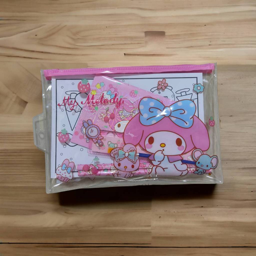 ชุดระบายสี Sanrio มี 4 ลาย