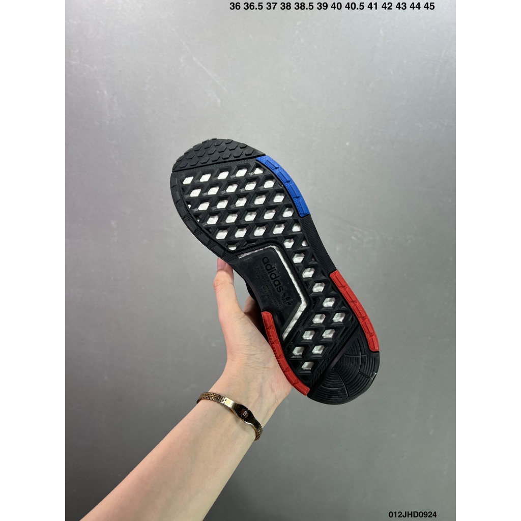 EU36-45 Adidas NMD_V3 Boost”OG Black“ ป้องกันการลื่นไถลและสวมใส่แฟชั่นรองเท้ากีฬาลำลอง ชายและหญิง Authentic