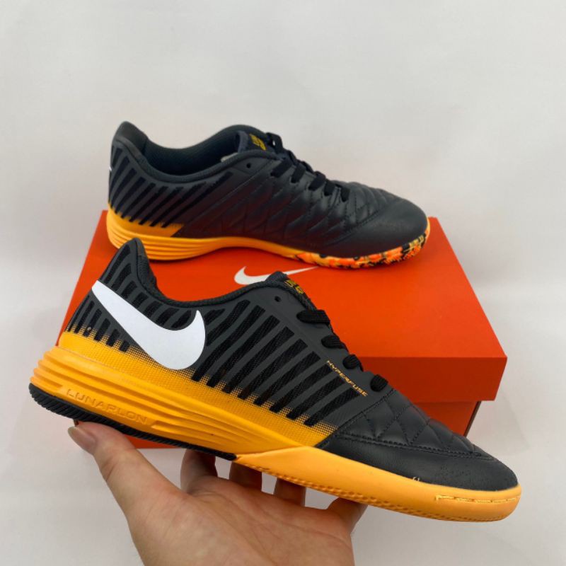 Sepatu Futsal Nike Lunar Gato II ควันสีเทาสีขาวสีส้มสีดำ IC กีฬา  แฟชั่น