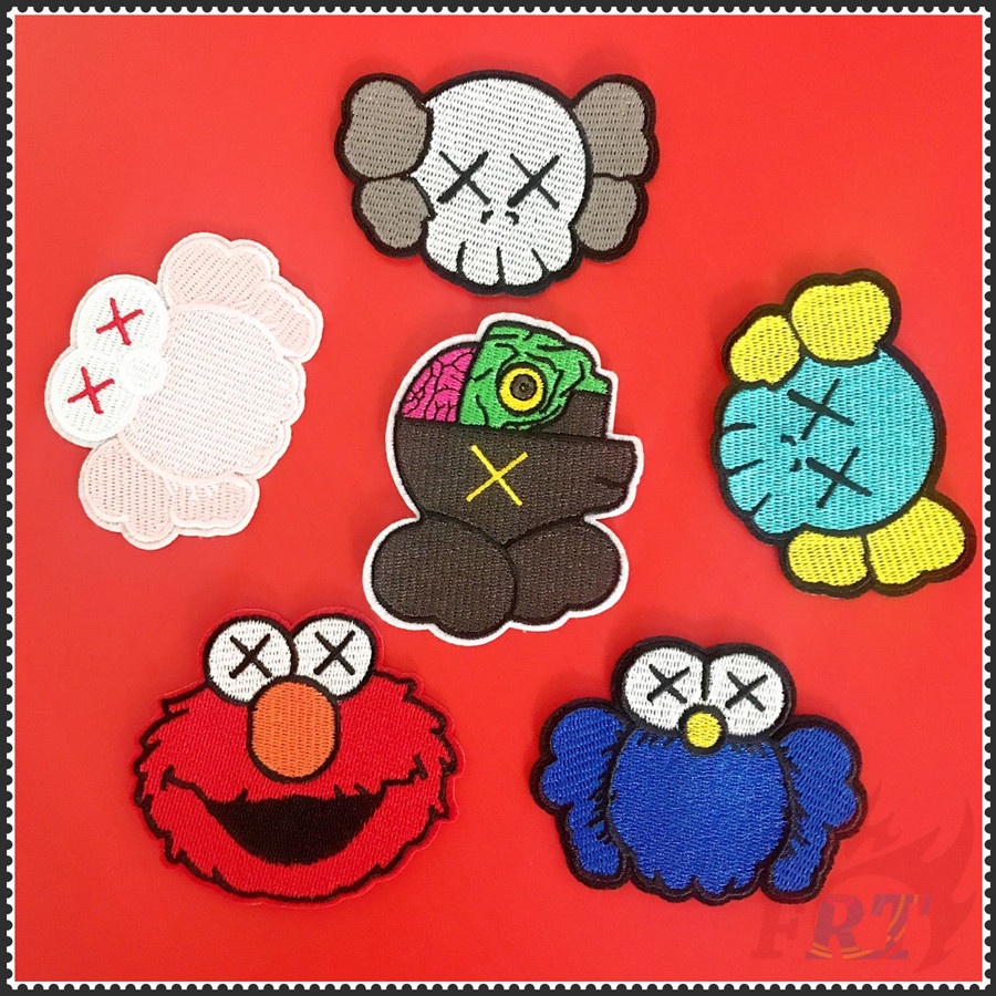โลโก้แบรนด์แฟชั่น - KAWS Iron on Patch แผ่นแพทช์รีดติดเสื้อ รูป Sesame Street Diy จํานวน 1 ชิ้น