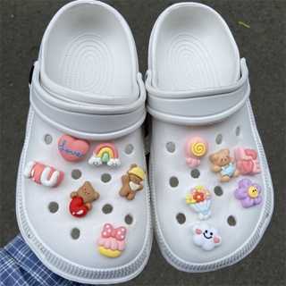 จี้ตุ๊กตาหมี เมฆน่ารัก สีรุ้ง อุปกรณ์เสริม สําหรับตกแต่งรองเท้า Crocs Jibbitz Jibitz