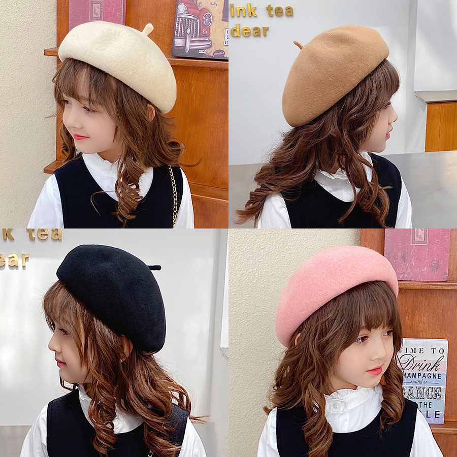 [K8K] พร้อมส่ง หมวกเบเร่ต์ ผ้าวูล สีพื้น สไตล์เกาหลี อังกฤษ เรียบง่าย แฟชั่นฤดูใบไม้ร่วง ฤดูหนาว สําหรับเด็กผู้หญิง