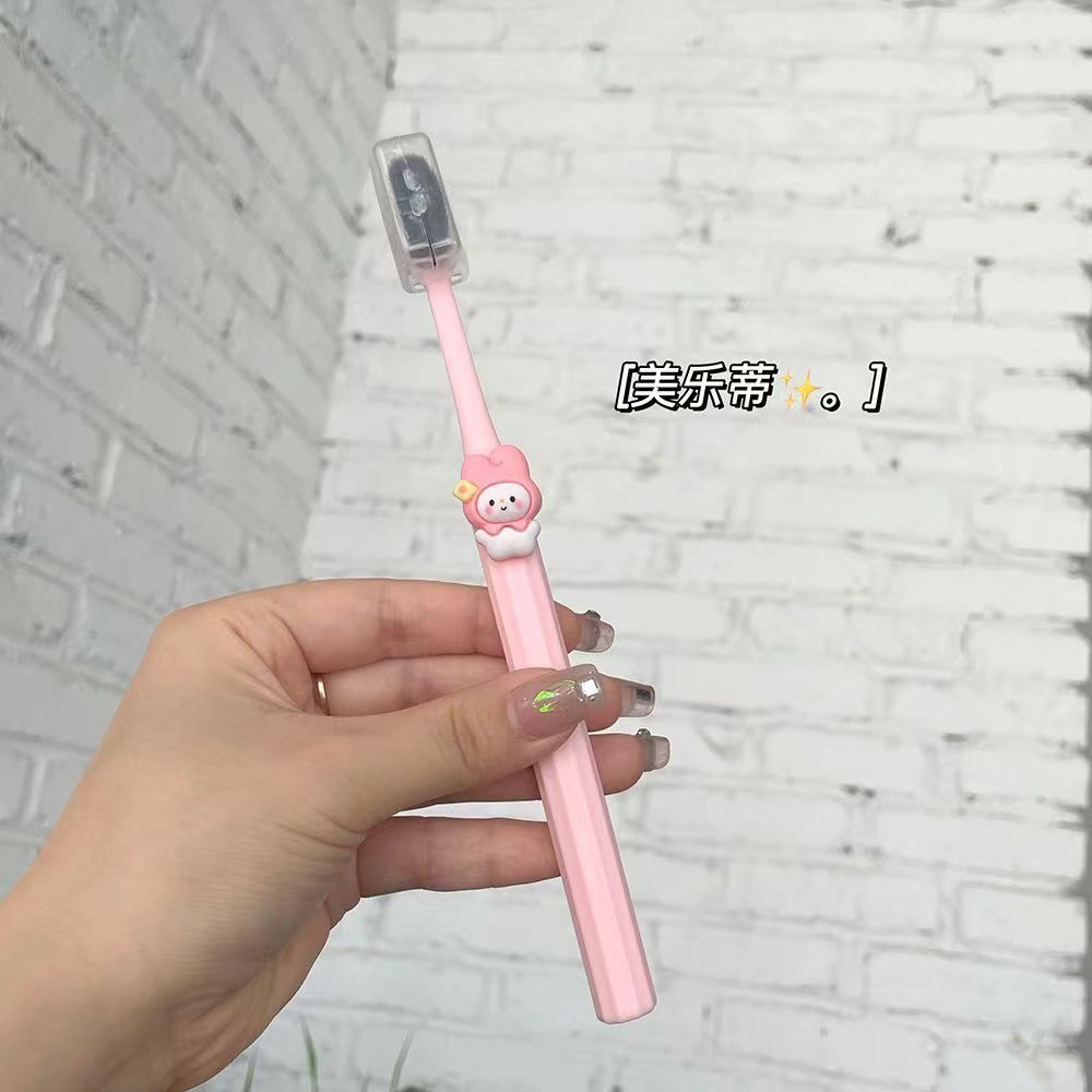 ⚡จุดสปอตสปอต⚡  การ์ตูนน่ารักแปรงสีฟันขนนุ่มสีลูกกวาดนักเรียนผู้ใหญ่ครัวเรือนแปรงสีฟันขนแปรงละเอียดทําความสะอาดฟันแปรงสีฟันคู่ - รูปที่ 3