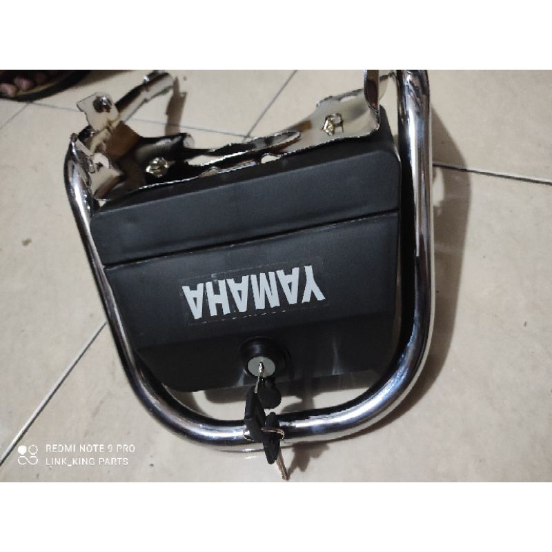 RX KING BRACES PLUS TOLBOX RX KING SET plus KEY PLUS YAMAHA STICKERS