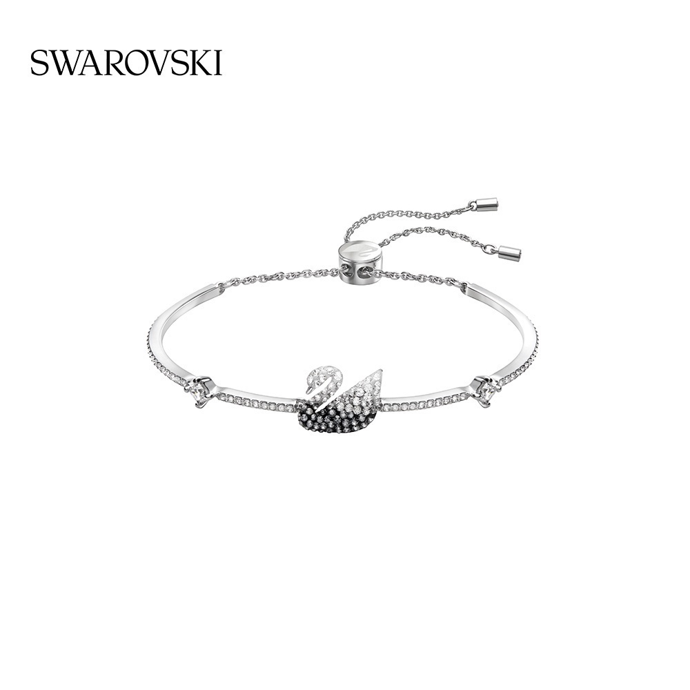 Swarovski สร้อยข้อมือหงส์ไล่โทนสีดําและสีขาว ICONIC SWAN ของขวัญสําหรับผู้หญิง