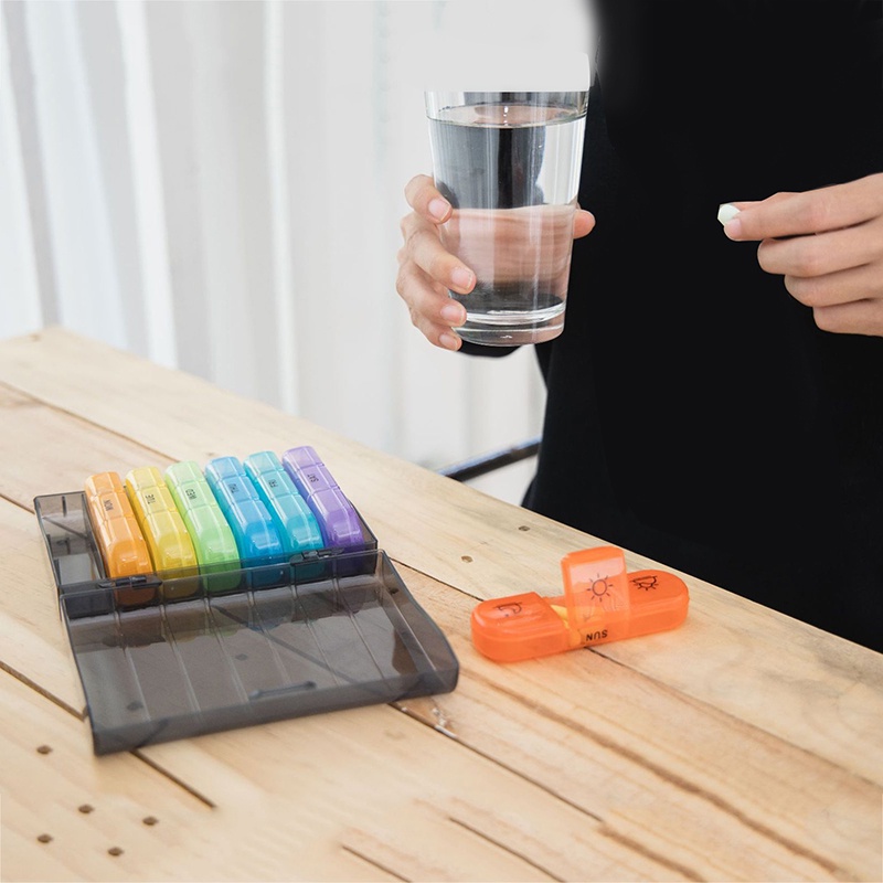 Seven Days A Week 21 ช่องกล่องยาสีดําสําหรับใช้ทุกวัน [JD]