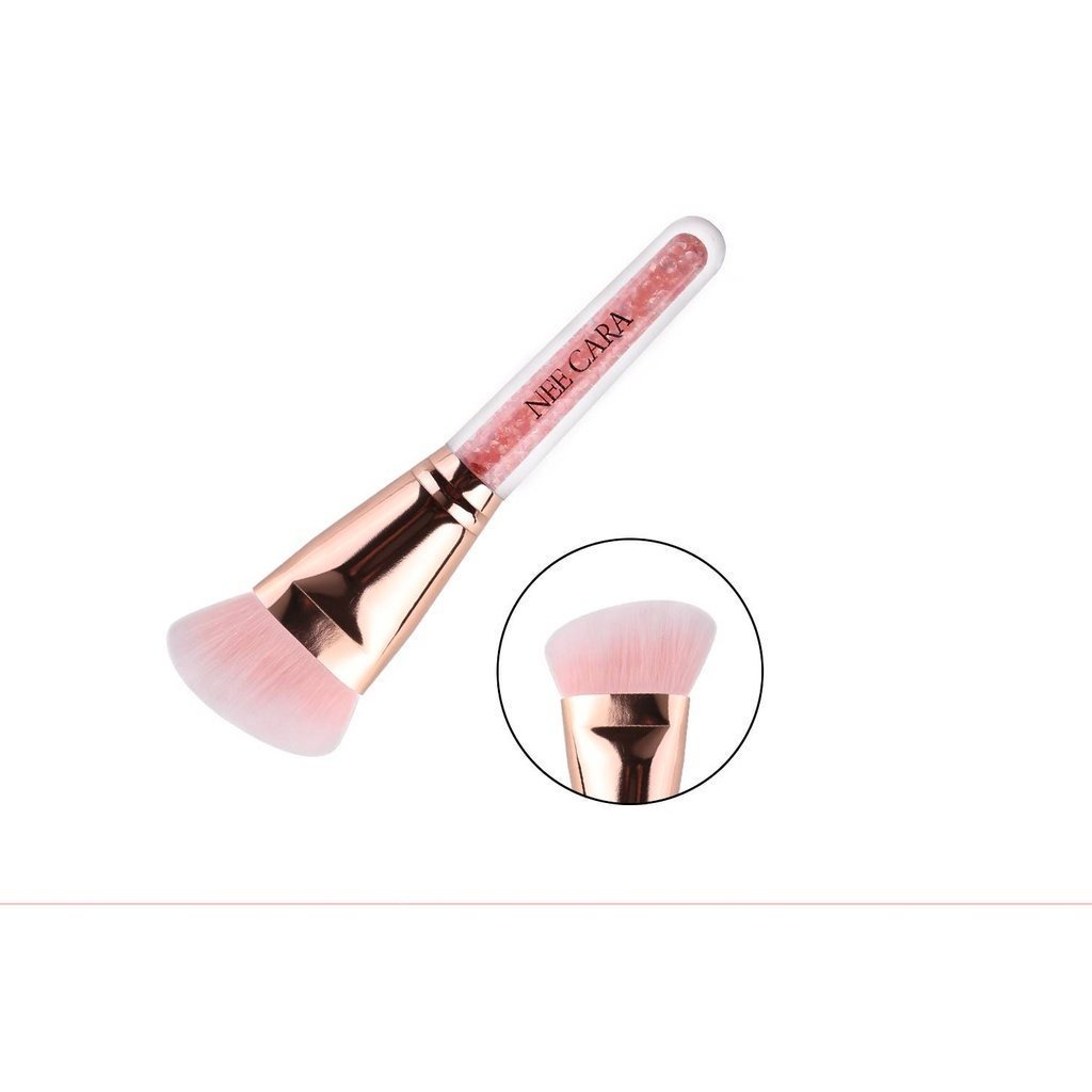 ของแท้·ส่งด่วน·ถูก Nee Cara Pink Crystal Brush #N825 : neecara แปรงแต่งหน้า พิงค์คริสตัล #N825 NP | dayse