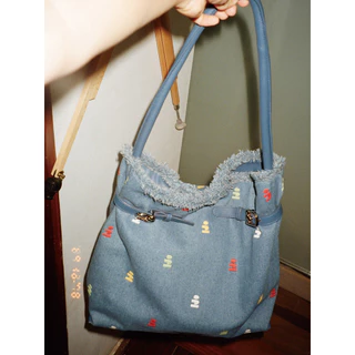 Tagi. Imagine Hobo Tote กระเป๋าสะพาย