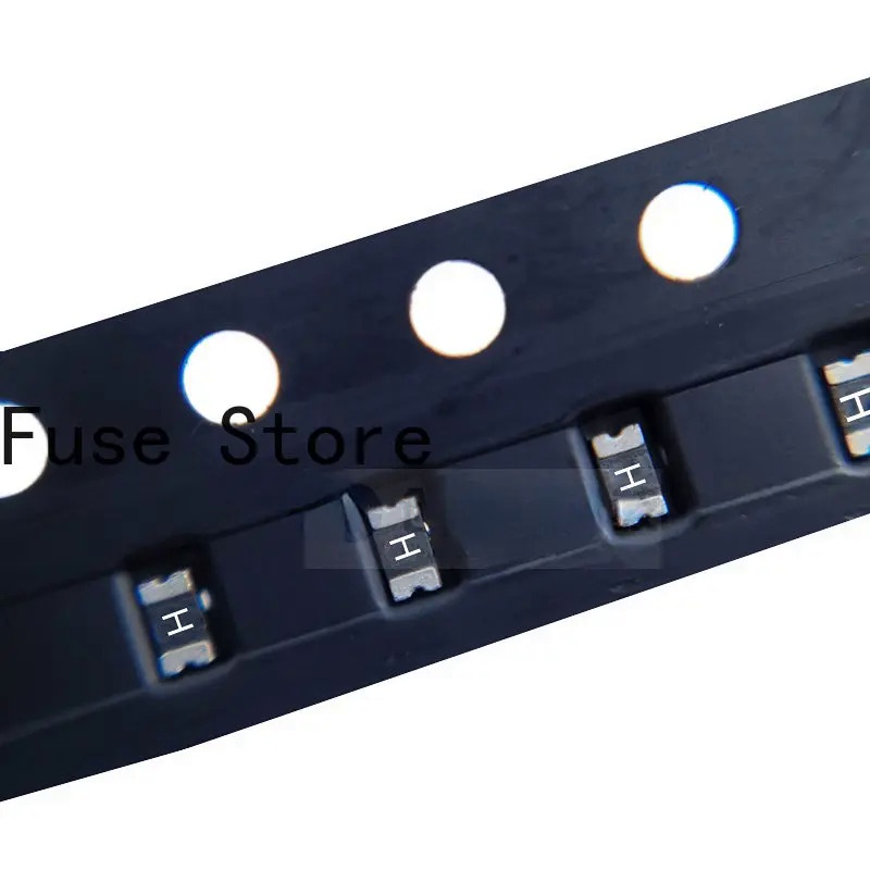 30 ชิ้น-smd0805-260l-6/12 ชิปความต้านทานต่ํา PTC self recovery ฟิวส์ 0805/2 6A/6 V/12 V