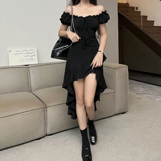 (จัดส่งจากประเทศไทย) สไตล์ฝรั่งเศส สีดำ อสมมาตร ชุดเดรส ไหล่เปลือย เซ็กซี่ กระชับเอว ชุดดำตัวน้อย