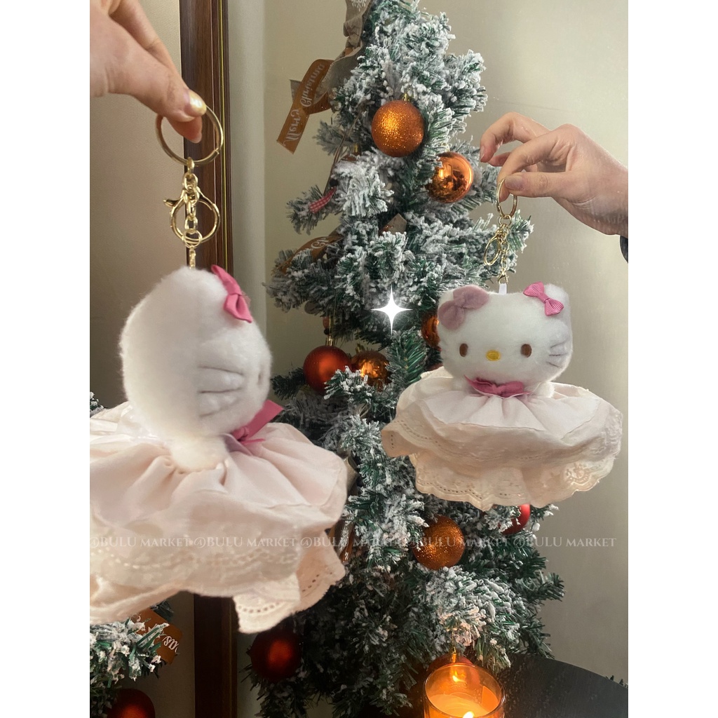 ชุดแต่งงาน ตุ๊กตาคิตตี้ จี้ hellokitty สไตล์ที่ระลึก คุณภาพสูง ตุ๊กตา กระเป๋านักเรียน จี้สาว ของขวัญคริสต์มาส ปีใหม่