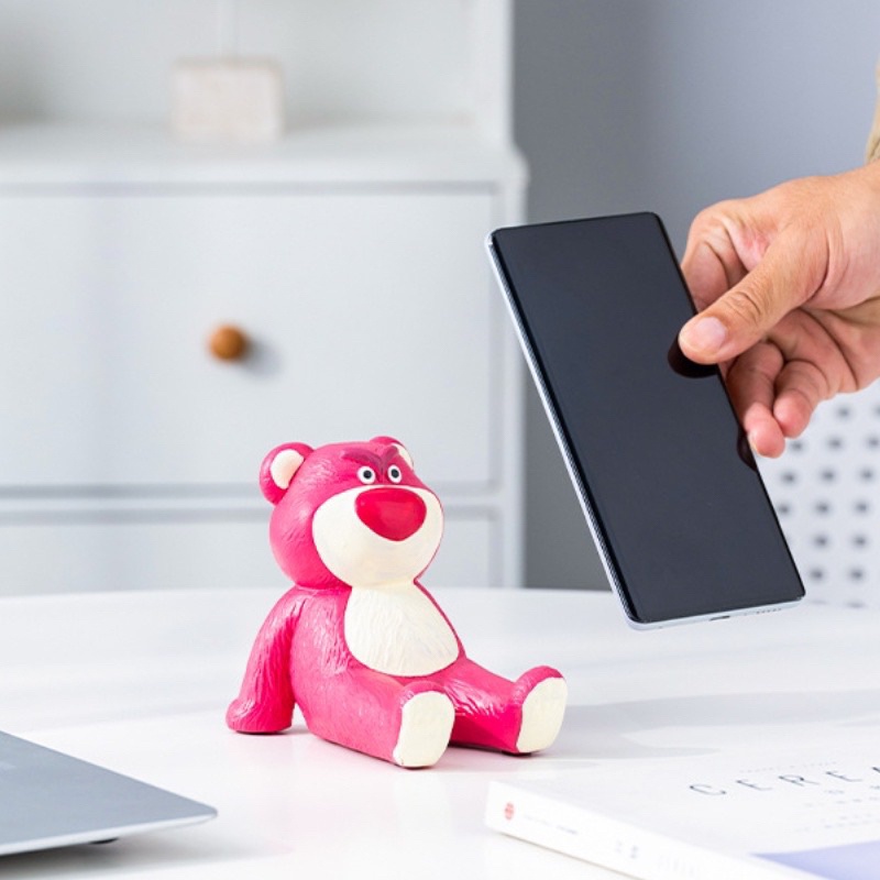 พร้อมส่ง ขาตั้งโทรศัพท์มือถือ รูปการ์ตูน หมีล็อตโซ่น่ารัก ขาตั้งมือถือLotso แบบตั้งโต๊ะ🐻🐻 ZJ012