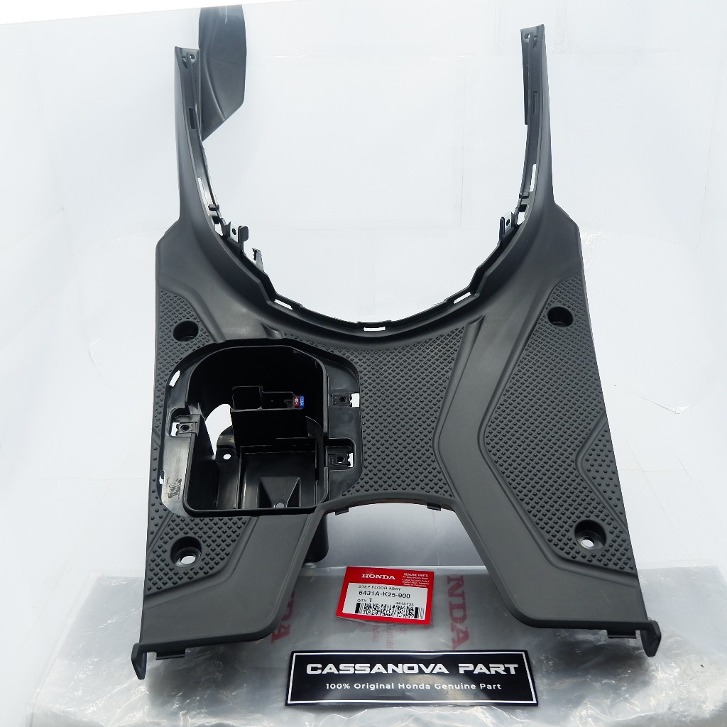 Original Beat Fi 2012 - 2014 Step Floor Cover, Noisy Starter 631AK25900