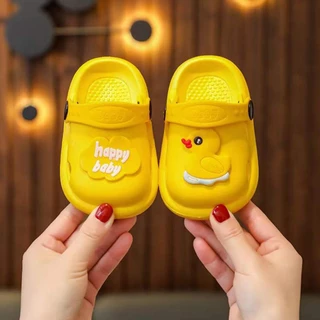 พร้อมส่ง รองเท้าเเตะสำหรับเด็ก วัสดุเป็นยางนิ่ม นุ่ม ใส่สบาย
