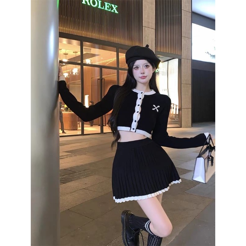 JJ Shop​ ​พร้อมส่ง ชุดเซ็ต เสื้อแขนยาวไหมพรม+กระโปรง ดีเทลกระดุมหน้า "F35+F35-1" -C