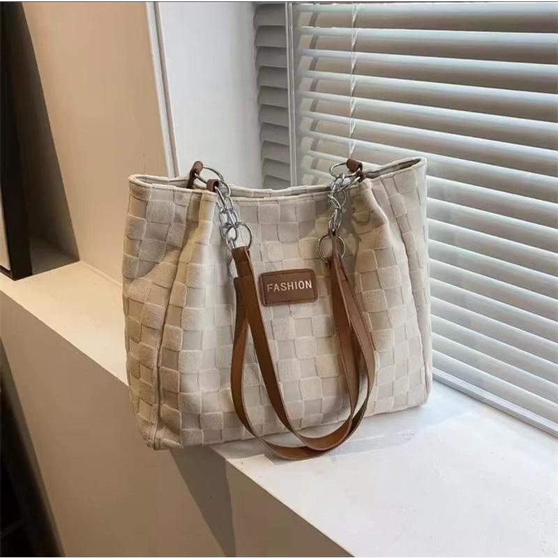 【พร้อมส่ง】miss bag fashion กระเป๋าแฟชั่นกระเป๋าสะพายไหล่ กระเป๋าคล้องไหล่ผู้หญิง