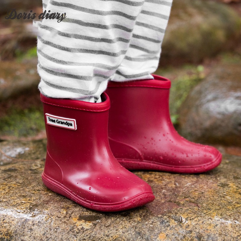 Doris diary รองเท้ากันฝนเด็ก รองเท้ากันฝนกลางท่อ เด็กชายและเด็กหญิง กันลื่น เบา สบาย สีสันสดใส