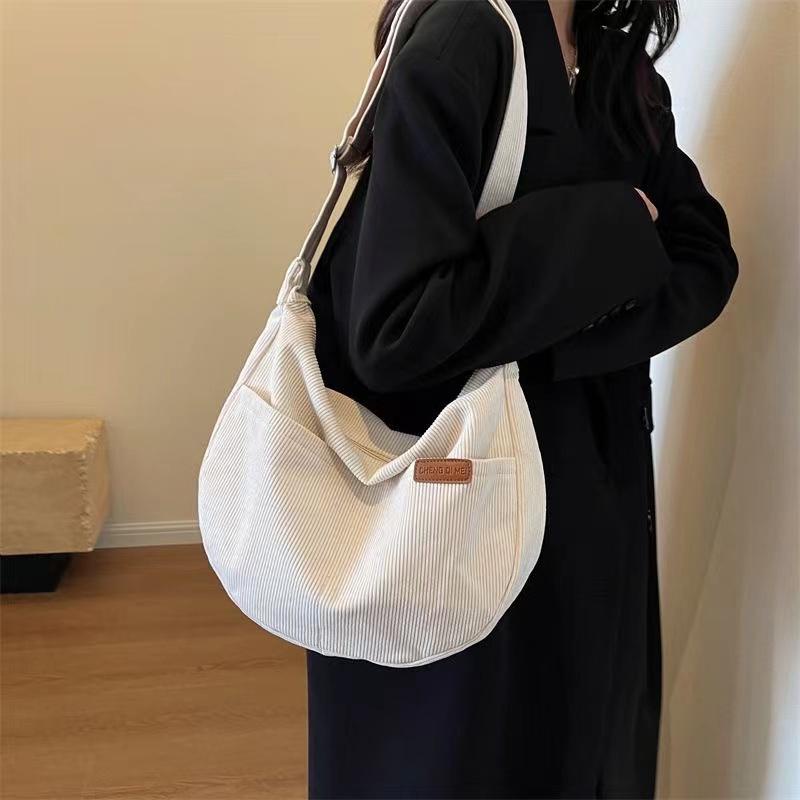 GOLF MADAM GF-0254 กระเป๋าสะพายข้าง พกพาเดินทาง