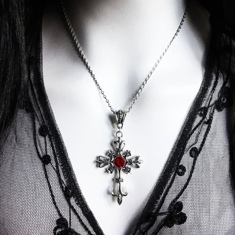 European and American Retro Ruby Cross Necklace, Women's New Gothic Dark Fashion Pendant, Ruby Penda