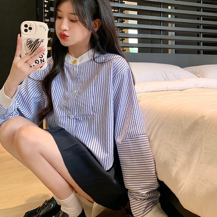 เสื้อเชิ้ตแขนยาว ทรงหลวม เข้ารูป ลายทาง สีฟ้า