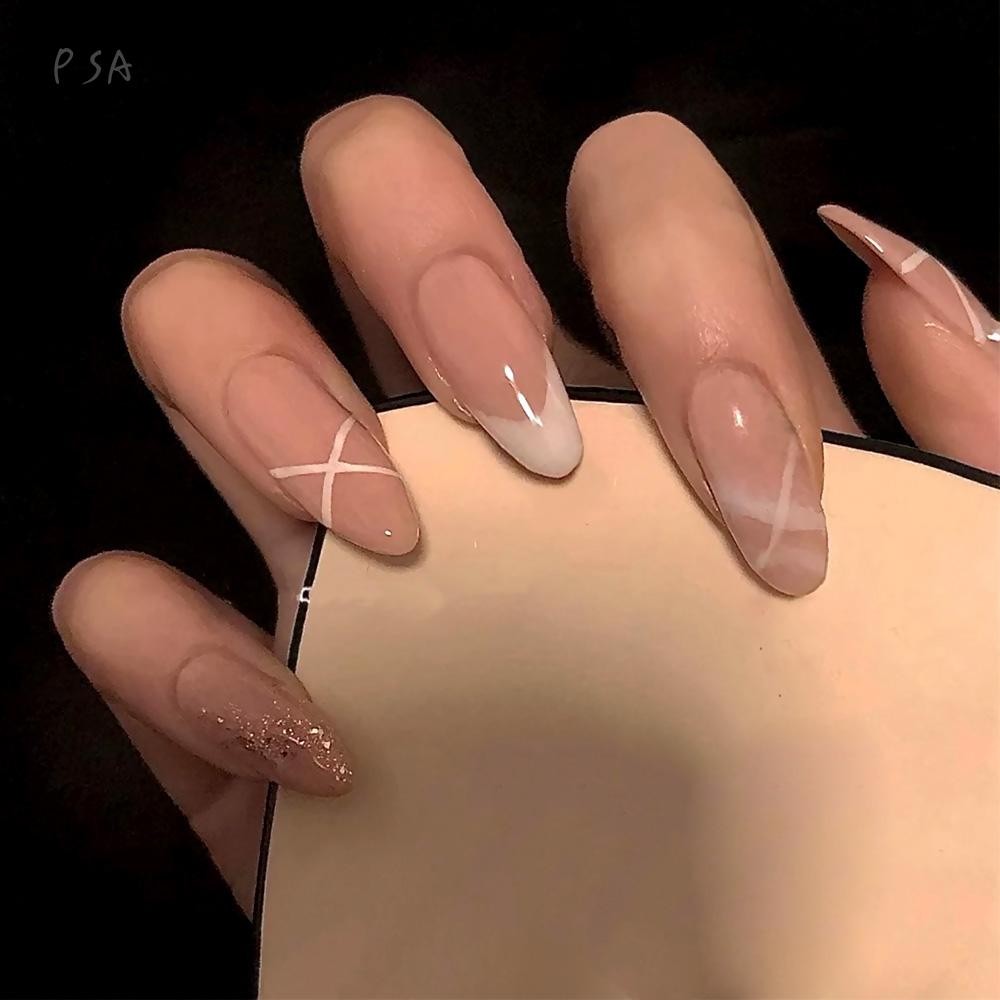 Almond French Press-on Nail French Glitter Nail สําเร็จรูปแพทช์เล็บปลอม