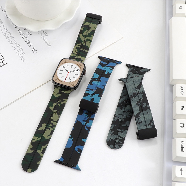 สายรัดซิลิโคนลายพราง D หัวเข็มขัดกีฬากลางแจ้งแม่เหล็กสําหรับ iWatch Series 9 8 7 SE 6 5 4 3 Ultra 40 มม.44 มม.42 มม.46 มม.41 มม.45 มม.49 มม.