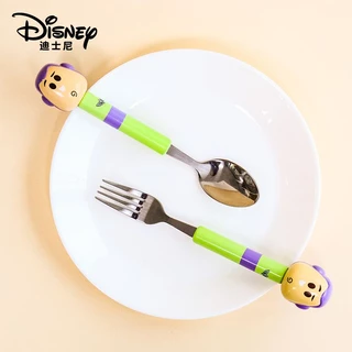 ดิสนีย์ดิสนีย์เด็กบนโต๊ะอาหารเบสสามตาเด็กชายสแตนเลสช้อนส้อมครัวเรือนช้อนรับประทานอาหารส้อมสร้างสรรค์การ์ตูนน่ารักเด็กบนโต๊ะอาหา
