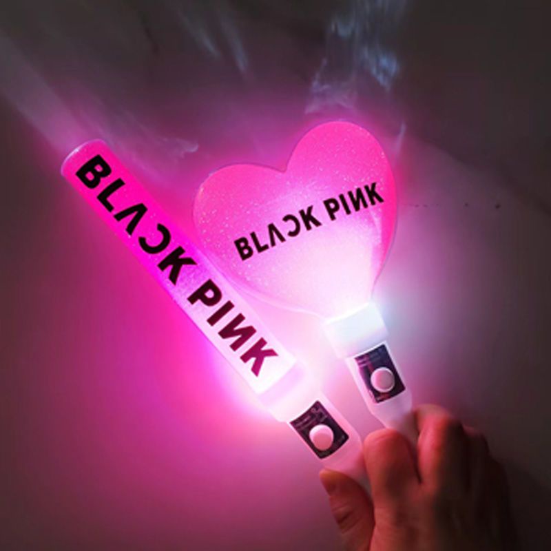 แท่งเรืองแสง blackpink แท่งเรืองแสงรักสีชมพูที่แฟน ๆ ทำโลโก้เรียกว่าแท่งไฟสีเงินแพ็คเดียว